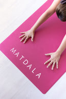 Mat de Yoga Travel PRO Power Grip – Rosa Neón (2 mm)